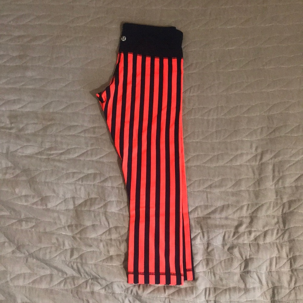 Lululemon workout leggings